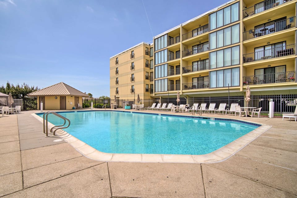 Welcoming Brigantine Condo w/ Ocean Views! Apartment in Brigantine