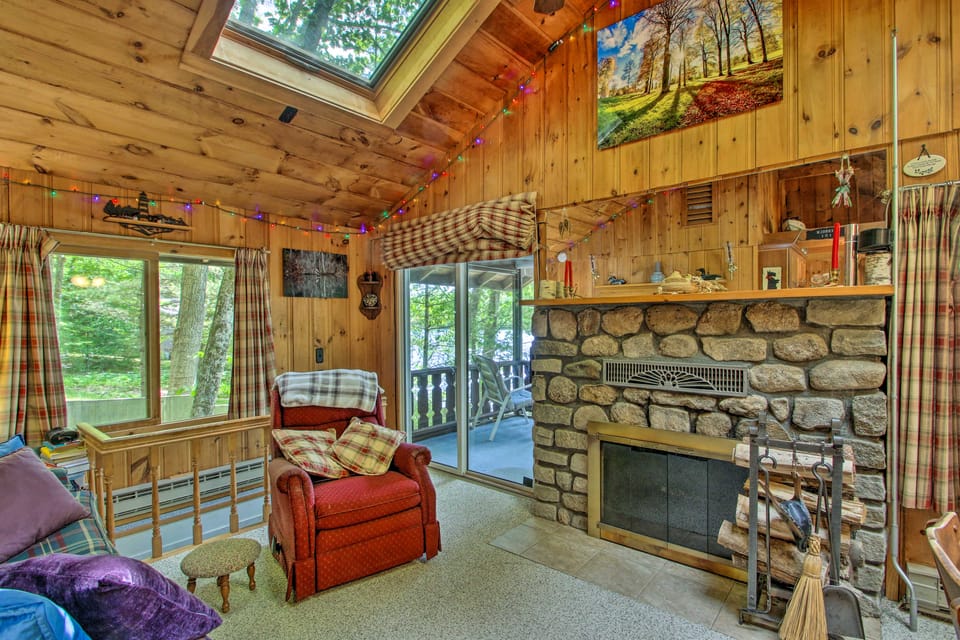 Waterfront Escape w/ Kayak, Paddle Boards, & Sauna House in Casco