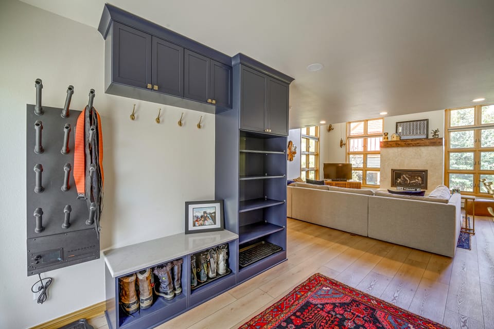 Spacious Townhome Near Main St & Lake Dillon! Apartment in Frisco