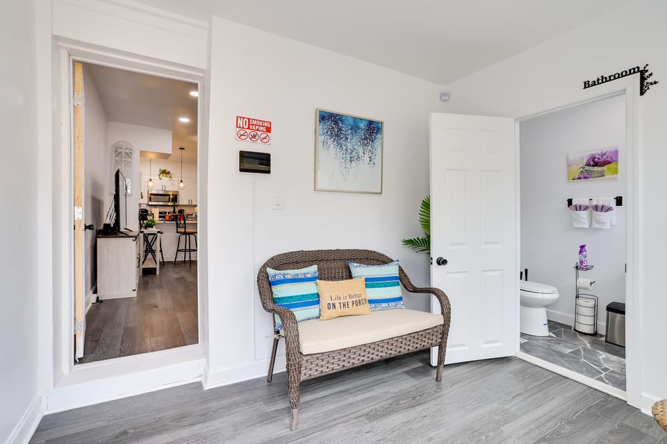 Philly Hub Near Int’l Soccer, Downtown Attractions Apartment in Philadelphia