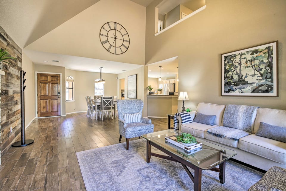 Updated Retreat with Game Room & Boat Ramp Access! House in Lago Vista