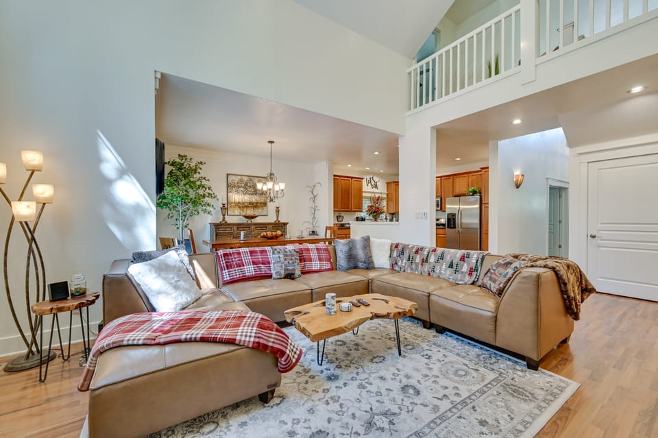 Flagstaff Hideaway: Private Hot Tub, 4 Mi to Dtwn! House in Flagstaff