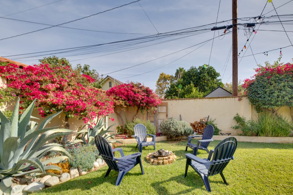 Upscale Whittier Hills Gem: 17 Mi to Disneyland! Apartment in Pico Rivera