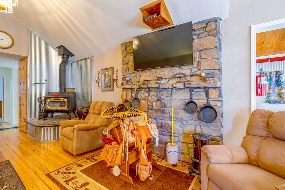 Rustic Home w/ Patio, 1 Mi to Sunset Beach! House in Oklahoma
