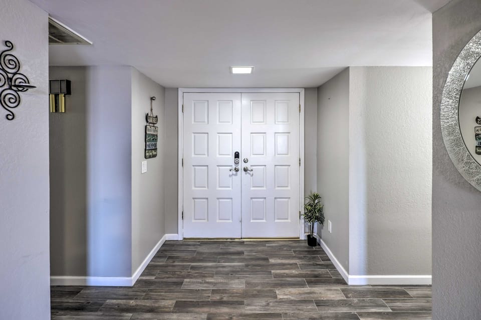 Patio & Grills: Mtn-View Home in Lake Havasu City! House in Lake Havasu City