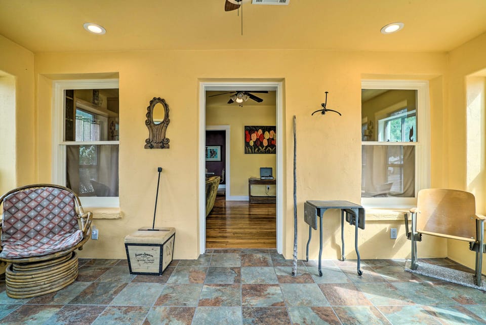Cozy Las Cruces Gem: Fire Pit, Patio & Views! House in Las Cruces
