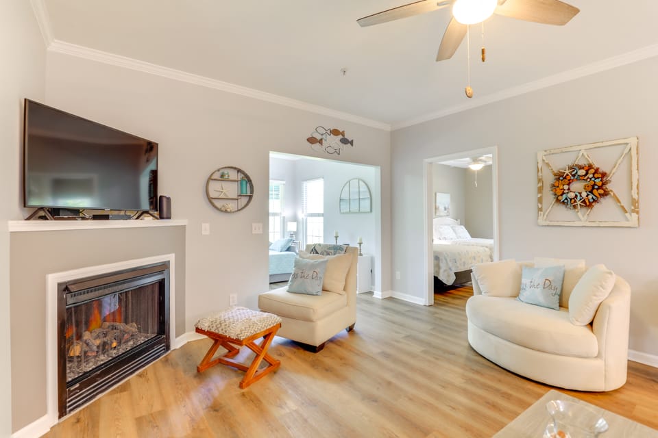 < 2 Mi to Beach: Savannah Shores Resort Condo! Apartment in South Carolina