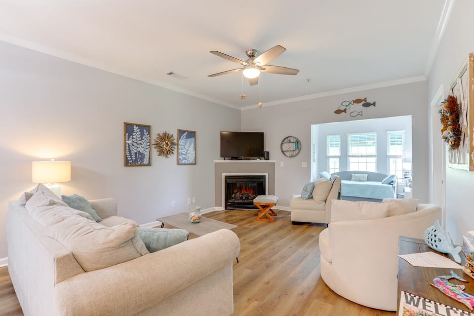 < 2 Mi to Beach: Savannah Shores Resort Condo! Apartment in South Carolina