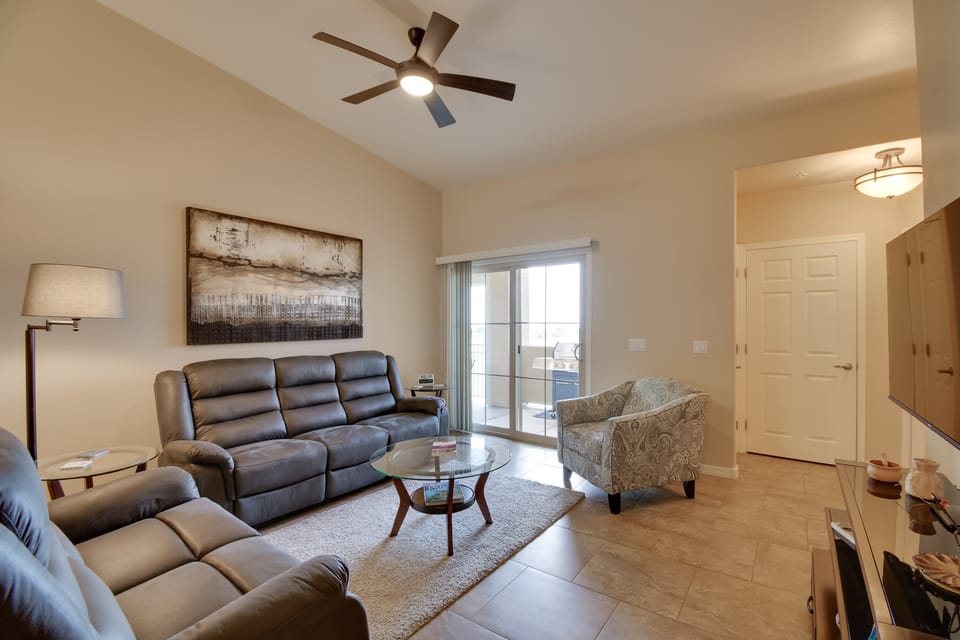 8 Mi to Tonto Nat'l Forest: 'Desert Oasis' w/ Pool Apartment in Mesa