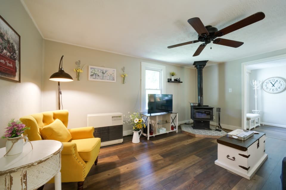 Charming Waynesville Cottage < 2 Mi to Main St Cottage in Lake Junaluska