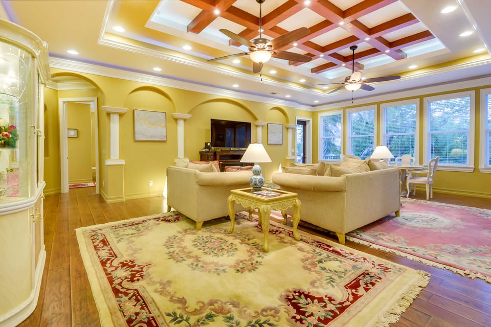 Elegant Venice Home w/ View - Walk to Beach! House in Venice