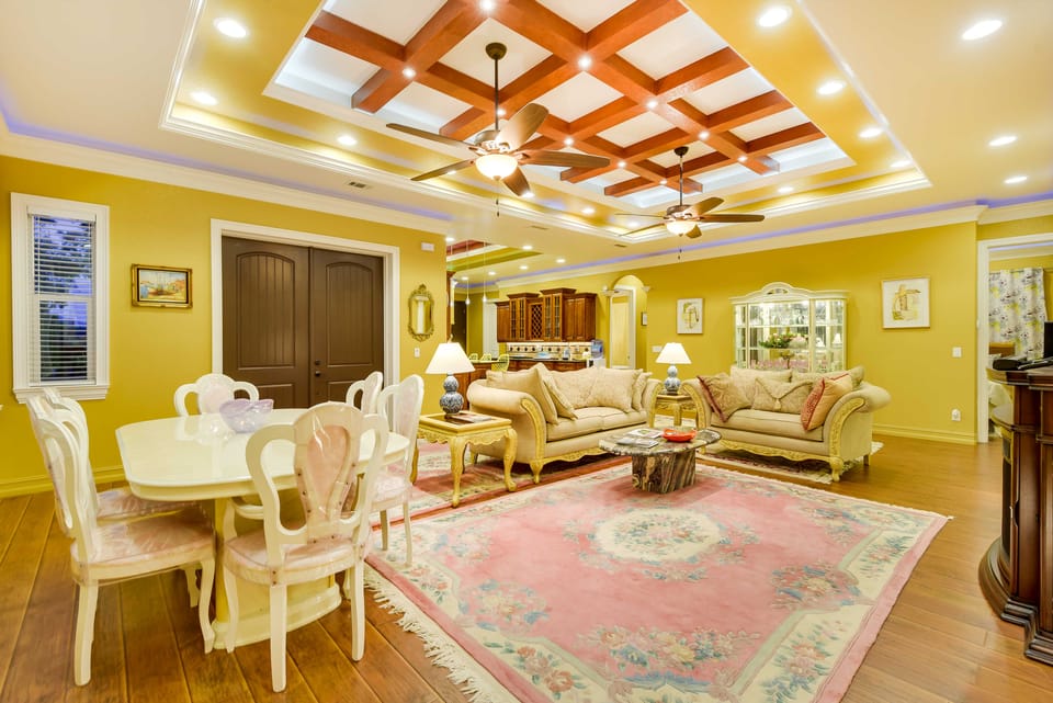 Elegant Venice Home w/ View - Walk to Beach! House in Venice