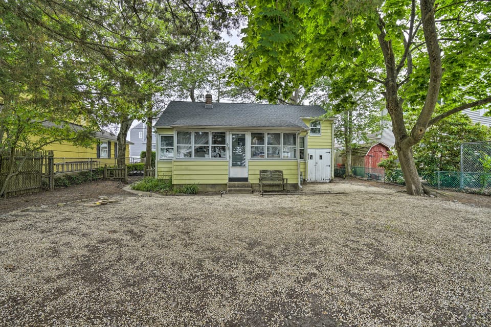 Point Pleasant Abode w/ Lagoon & Boat Dock! House in Point Pleasant