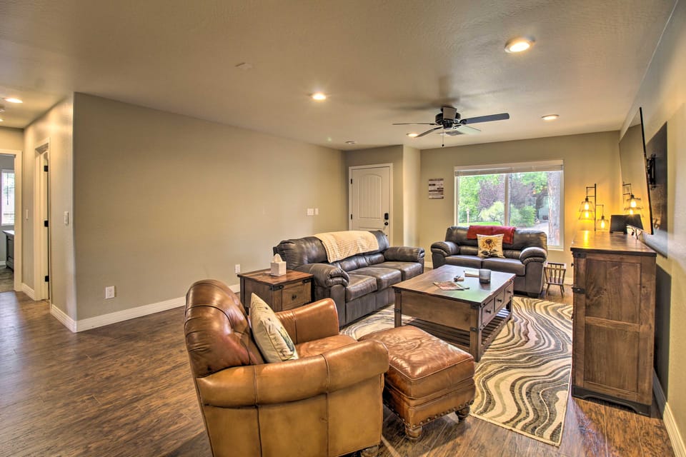 ‘Aspen Retreat’ Rental ~ 2 Mi to Fool Hollow Lake! House in Show Low