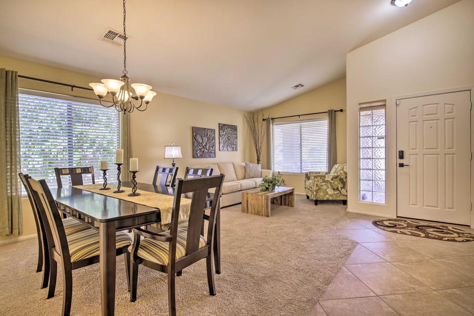 Chic Maricopa Getaway w/ Outdoor Oasis & Pool House in Maricopa