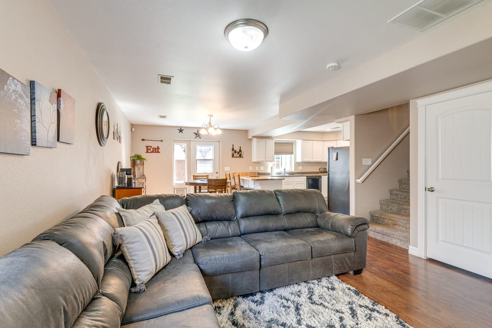 Inviting Cheyenne Townhome ~ 4 Mi to Downtown Apartment in Cheyenne