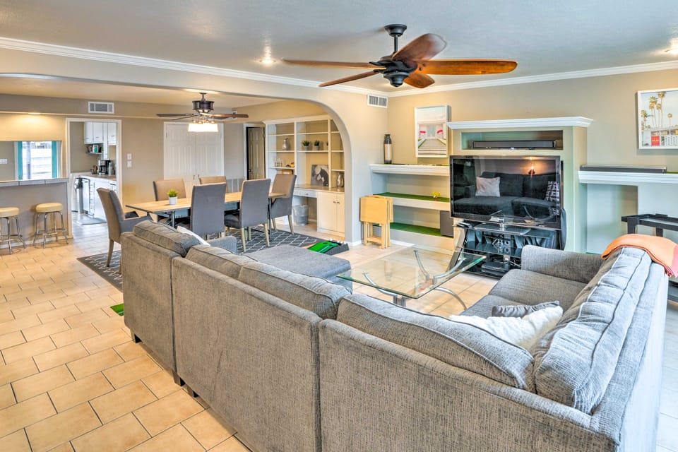 1 Mi to Old Town, Scottsdale Stadium! Family Haven House in Scottsdale