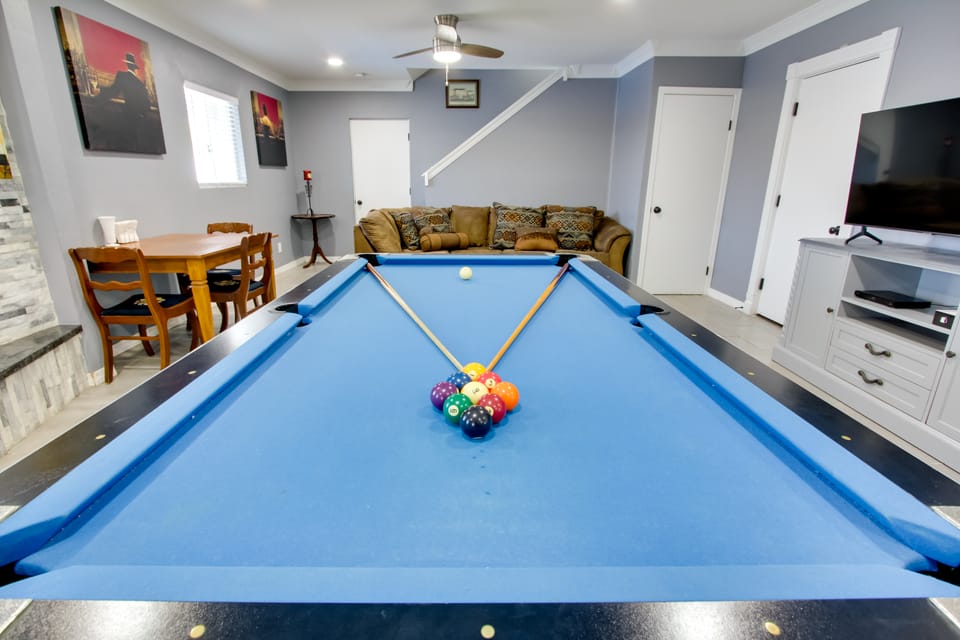 Ultimate Phoenix Group Getaway: Patio + Pool! House in Phoenix