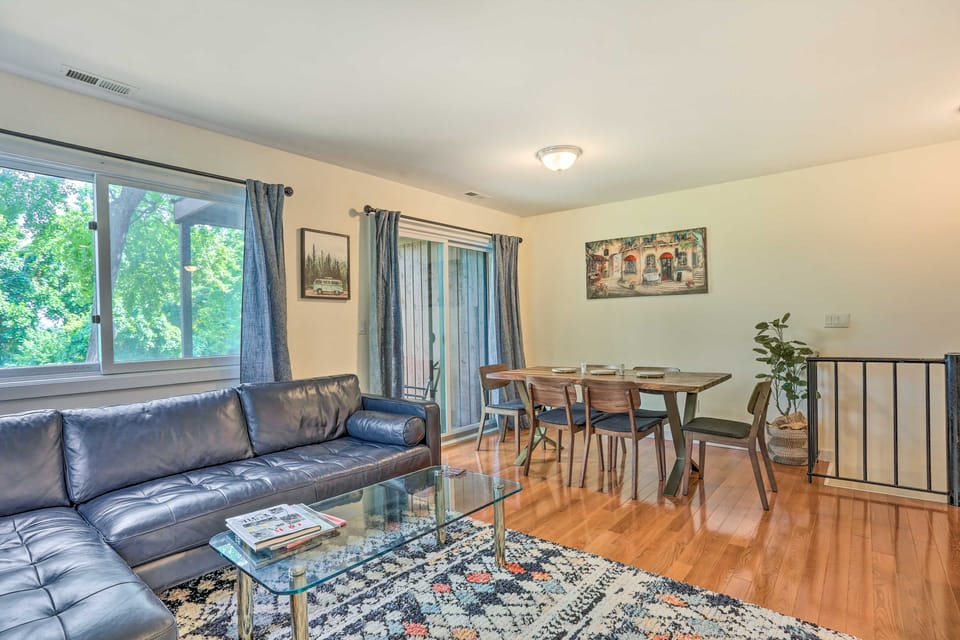 Sun-Lit Vernon Condo < 2 Mi to Ski Resort! Apartment in Vernon Township