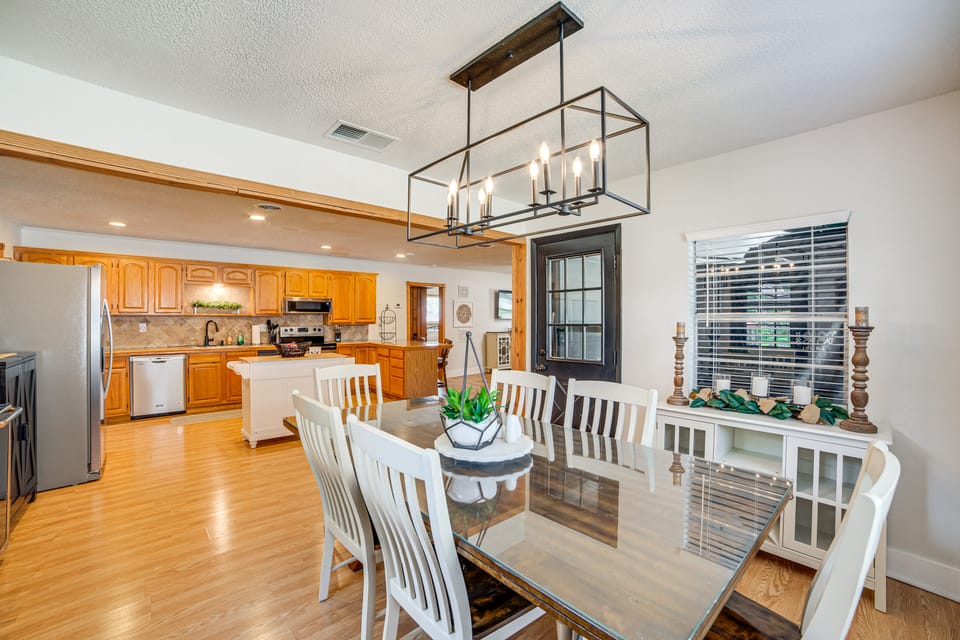 Spacious Deck: Waterfront Home in Gun Barrel City! House in Gun Barrel City