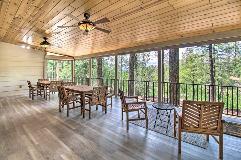 Family Cabin w/ Game Room! 32 Mi to Sunrise Resort House in Pinetop-Lakeside