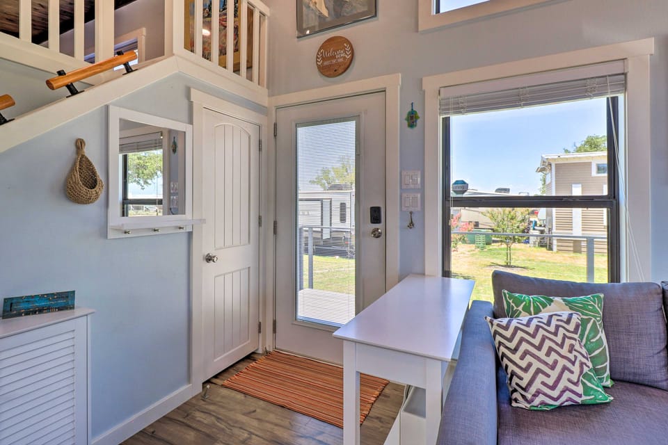 Upscale Tiny Home - Boho-Chic Austin Getaway! House in Austin