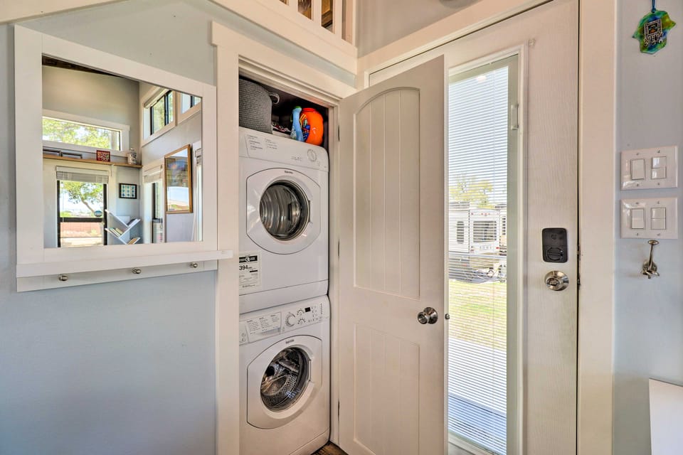 Upscale Tiny Home - Boho-Chic Austin Getaway! House in Austin