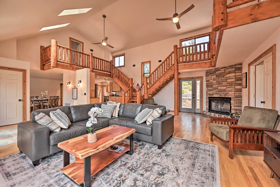 Hot Tub & Mtn View: Dog-Friendly Payson Getaway! House in Gila County