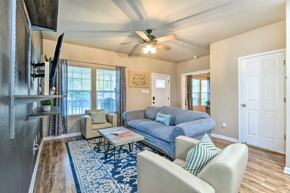 Charming San Antonio Home ~ 4 Mi to Downtown House in San Antonio
