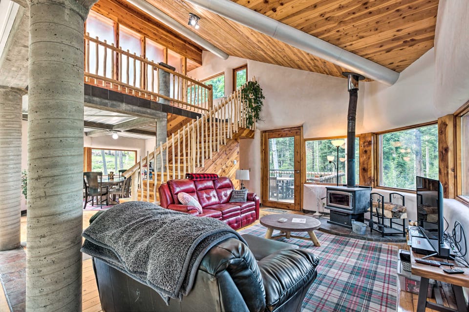 Angel Fire Cabin w/ Deck ~ 2 Mi to Ski & Hiking! House in Angel Fire