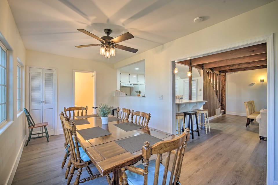 Relaxing Lake Arrowhead Home ~ 1 Mi to Lake! House in Lake Arrowhead