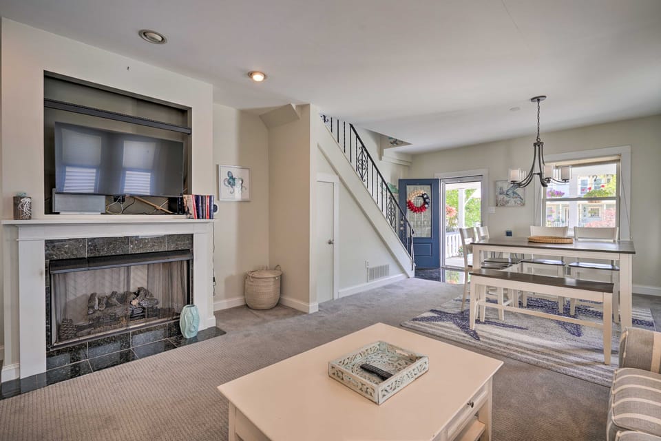 Charming Ocean City Townhome: Walk to Beach! Apartment in Ocean City