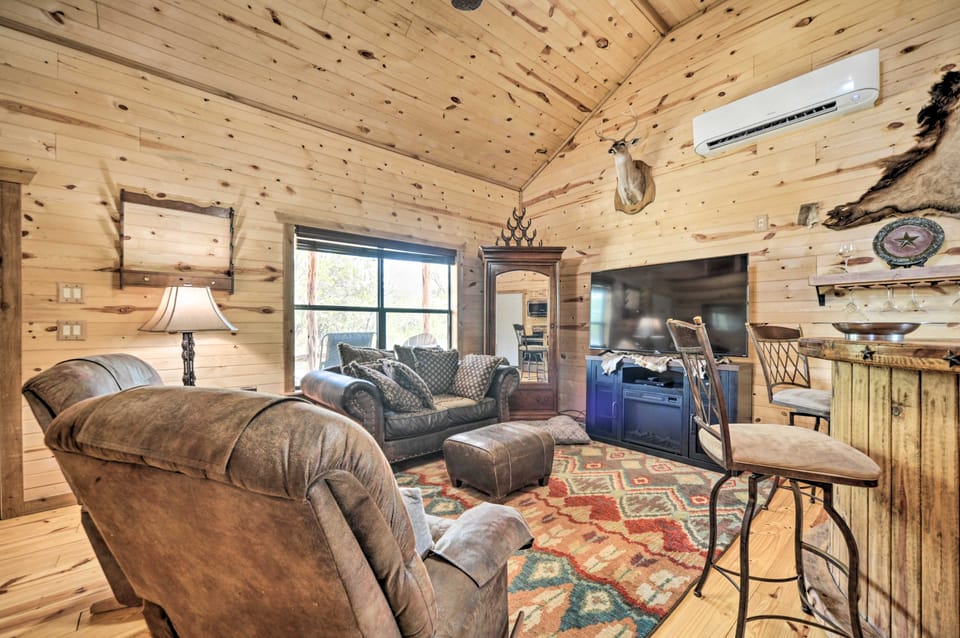 2 Rustic Cabins w/ Porches on Remote Ranch! House in Rio Grande