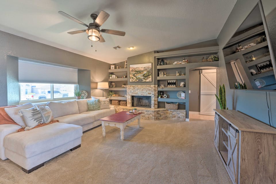 3 Mi to Lake Havasu State Park: Family Home House in Lake Havasu City