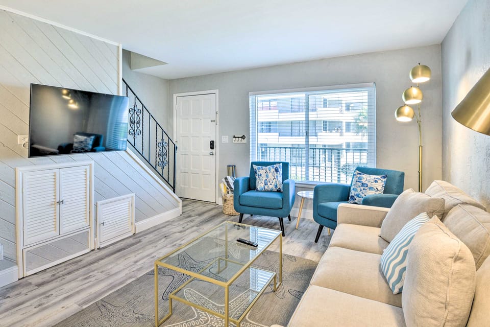 Airy Oceanfront Condo: Steps to Daytona Beach Apartment in Florida