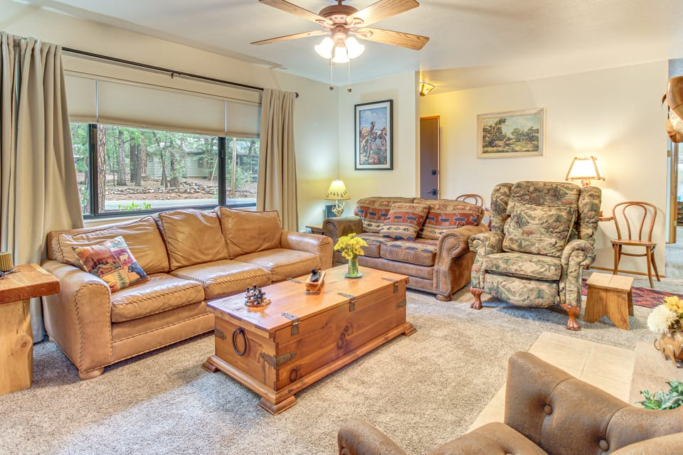 10 Mi to Show Low: Pinetop-Lakeside Family Cabin! House in Pinetop-Lakeside