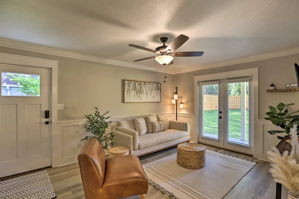 Cozy Tallahassee Apartment w/ Spacious Yard! Apartment in Tallahassee