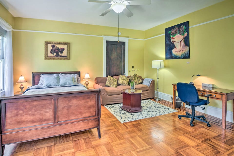 Historic Crescent City Studio - Lakefront w/ Dock! Apartment in Crescent City