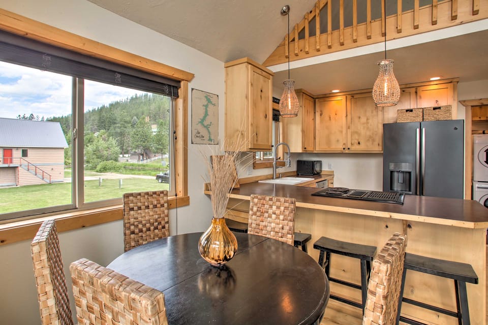 Waterfront Cabin w/ 2 Boat Docks & Mtn Views! House in Idaho