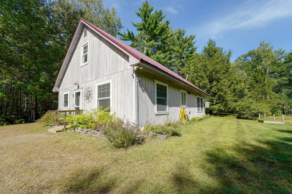 Maine Cottage Getaway, Close to Belfast & Hiking House in Belfast