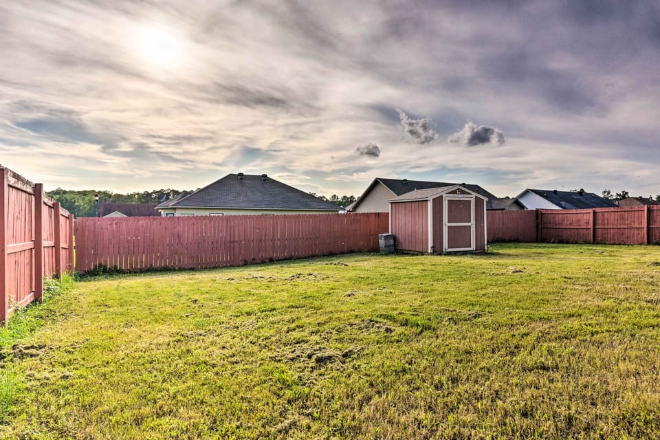 8 Mi to Downtown Little Rock: Home w/ Fenced Yard House in Little Rock