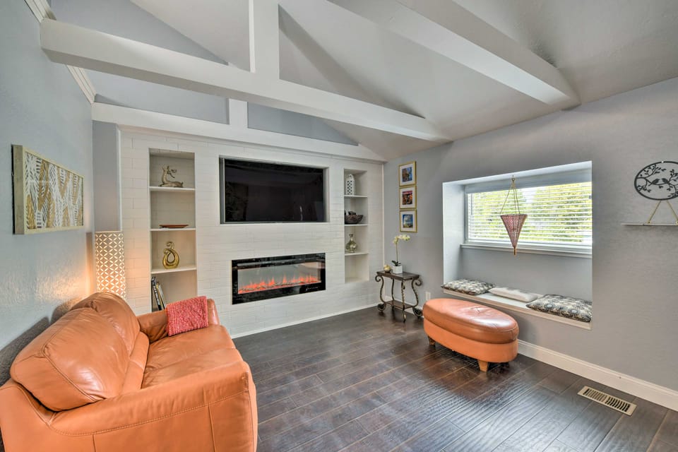 < 3 Mi to Dtwn: Placerville Home w/ Outdoor Oasis House in Placerville