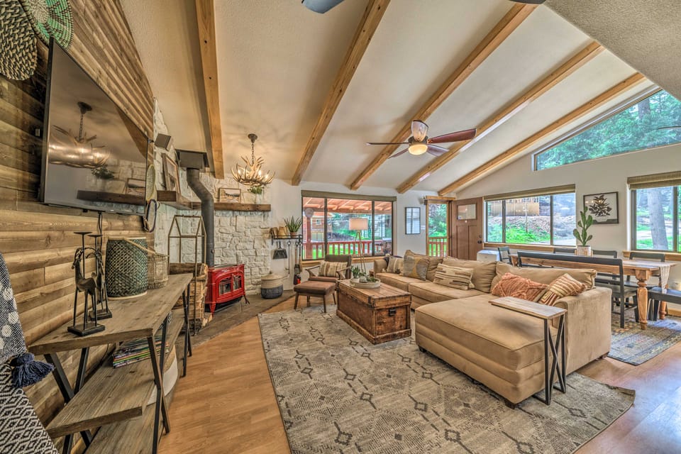 'Inn the Clouds' - Charming Cloudcroft Escape House in Cloudcroft