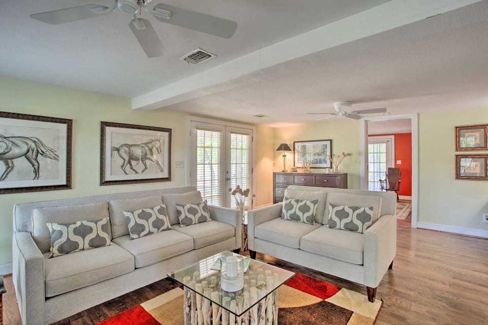 Lovely Pottsboro Home w/ Patio & Fire Pits! House in Lake Texoma