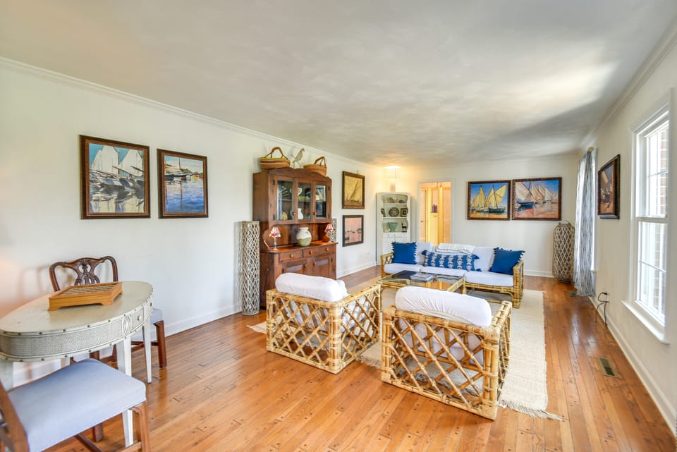 Spacious Cheriton Home: 8 Mi to Cape Charles! House in Virginia