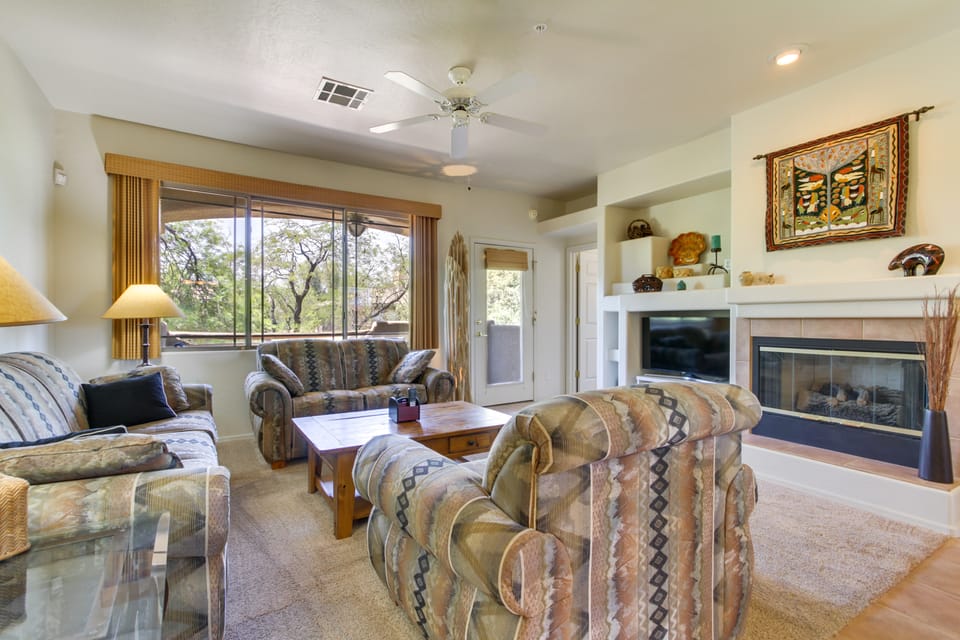 Work or Play! Resort-Style Scottsdale Retreat Apartment in Scottsdale