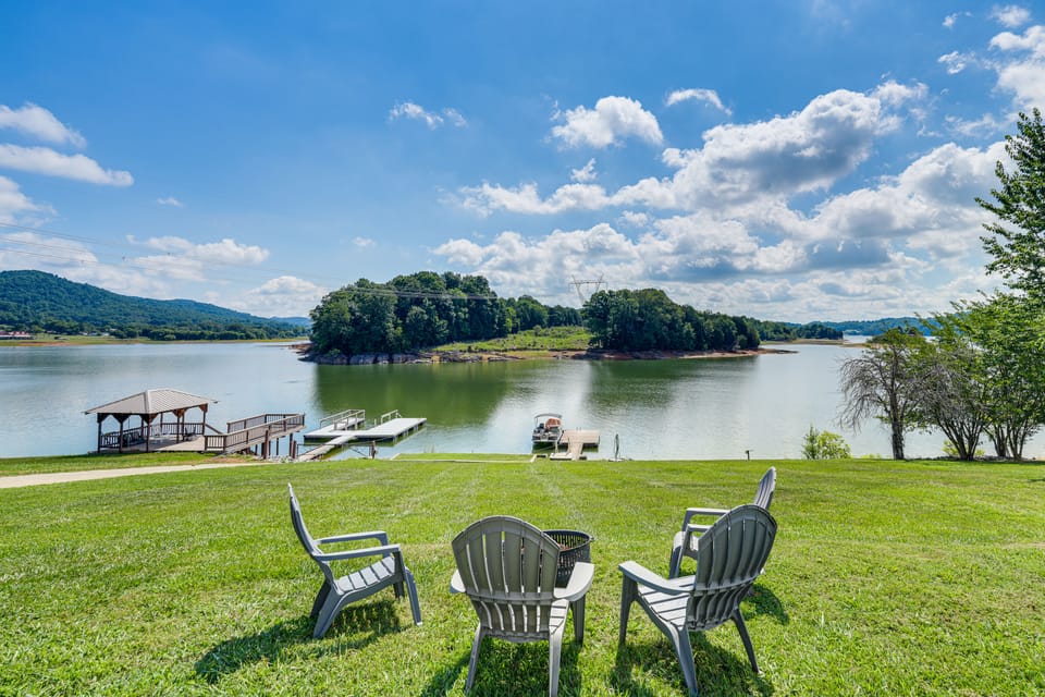 Boat Dock + Fire Pit: Cherokee Lake Escape! House in Cherokee Reservoir
