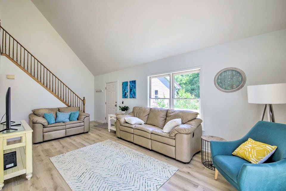 Modern Eckerty Home w/ Deck on Patoka Lake! House in Indiana