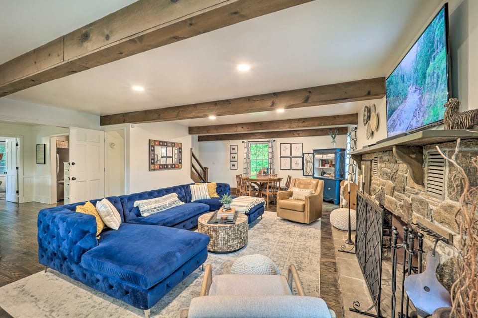 Riverfront Sugar Grove Home: Hot Tub & Views! House in Watauga