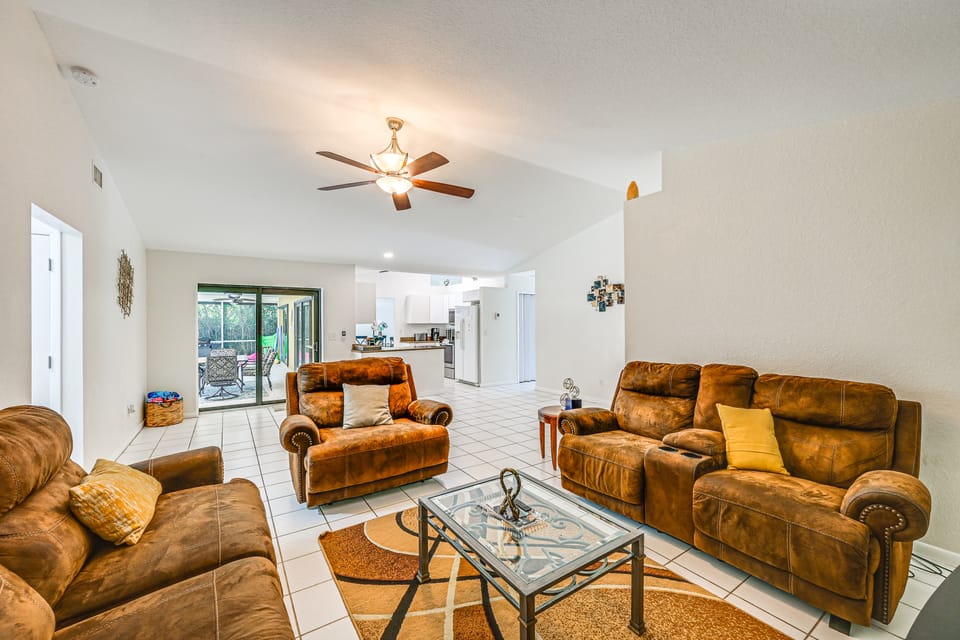 Lovely Naples Home: Backyard Oasis w/ Pool! House in Collier County